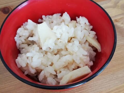 土鍋で筍ご飯